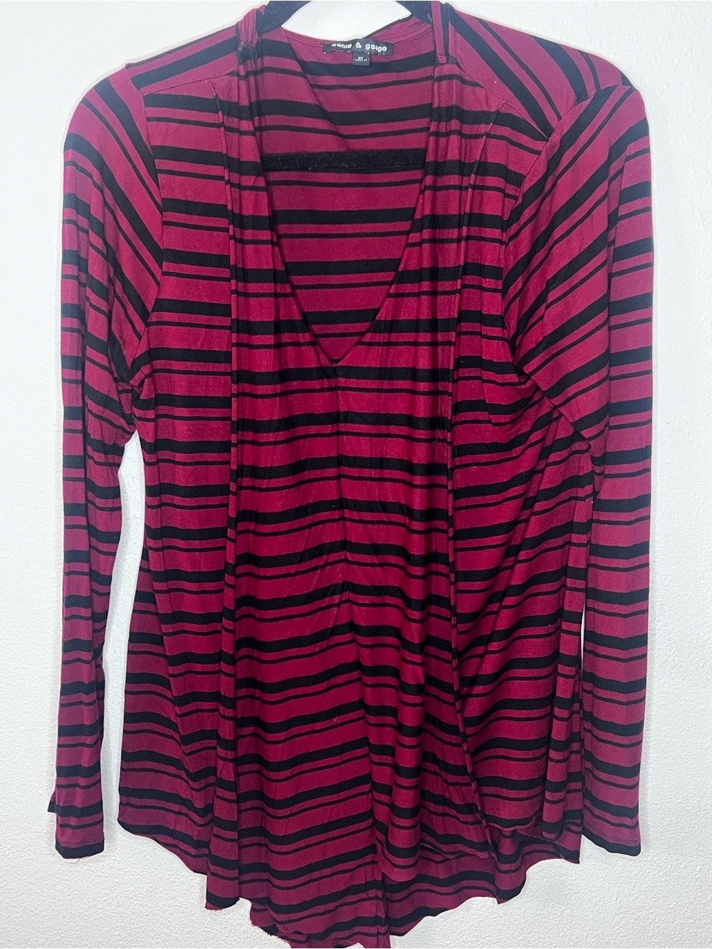 Cable & Gauge Burgundy and Black Striped V-Neck Long Sleeve Top